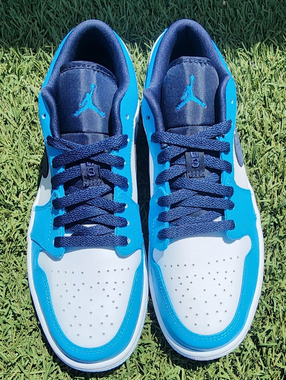 Nike Air Jordan 1 Low"UNC" - White & Light Blue with Navy Swoosh - Picture 5 of 11